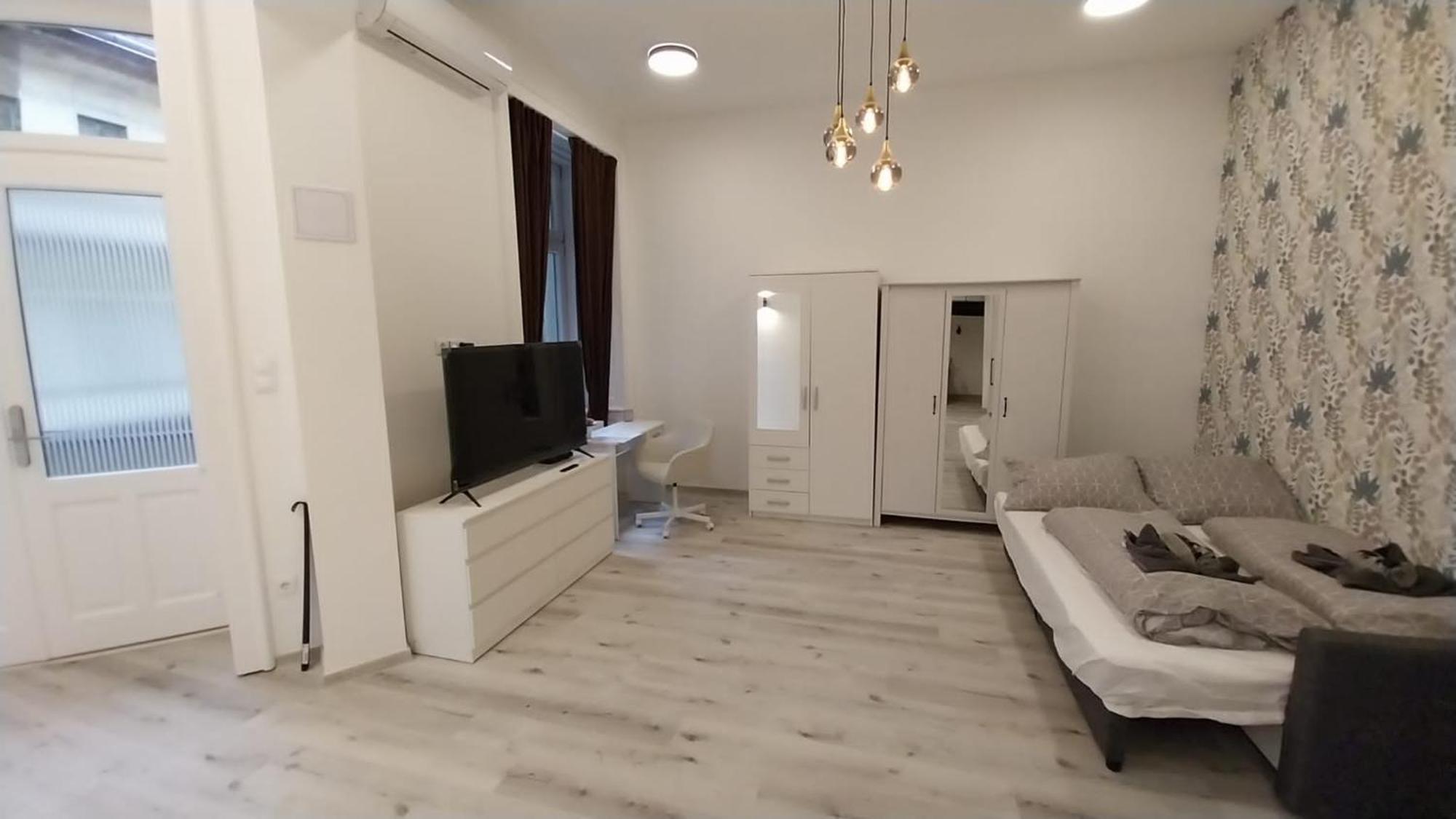 Szekely Apartment Near Deak Ferenc Square With Free Parking In Garage Βουδαπέστη Εξωτερικό φωτογραφία